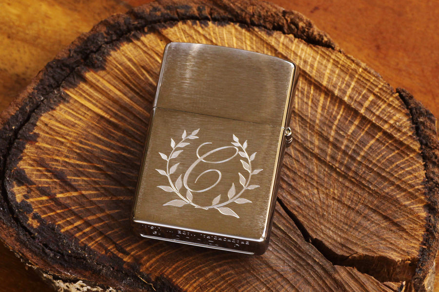 Classic Brushed Chrome Zippo© Lighter